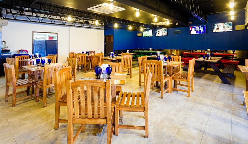 The Village Tavern - Sonesta Maho Beach Resort